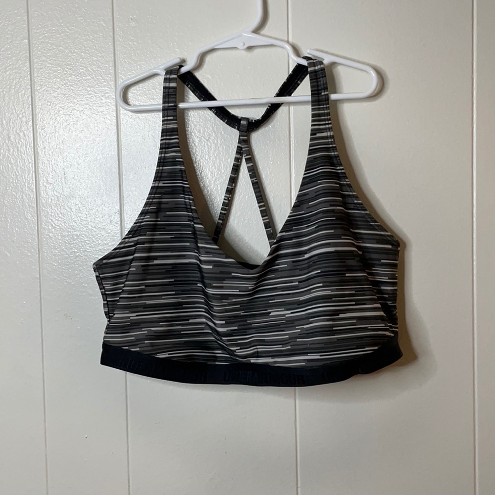 Xl Under Armor black grey and white sports bra